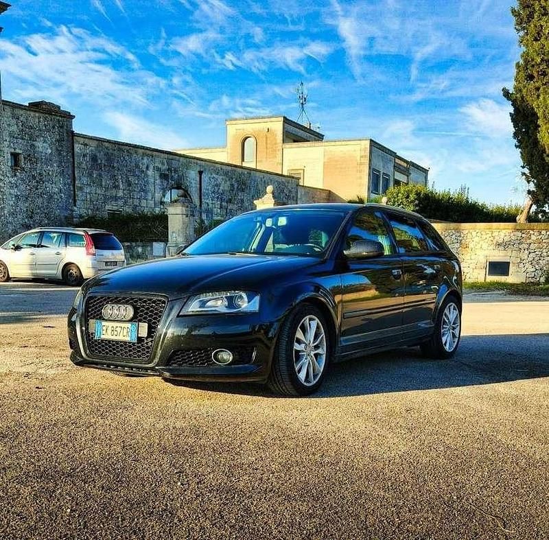Usata Audi A3 Ambiente 105 CV (77 kW) 2011 Utilitaria