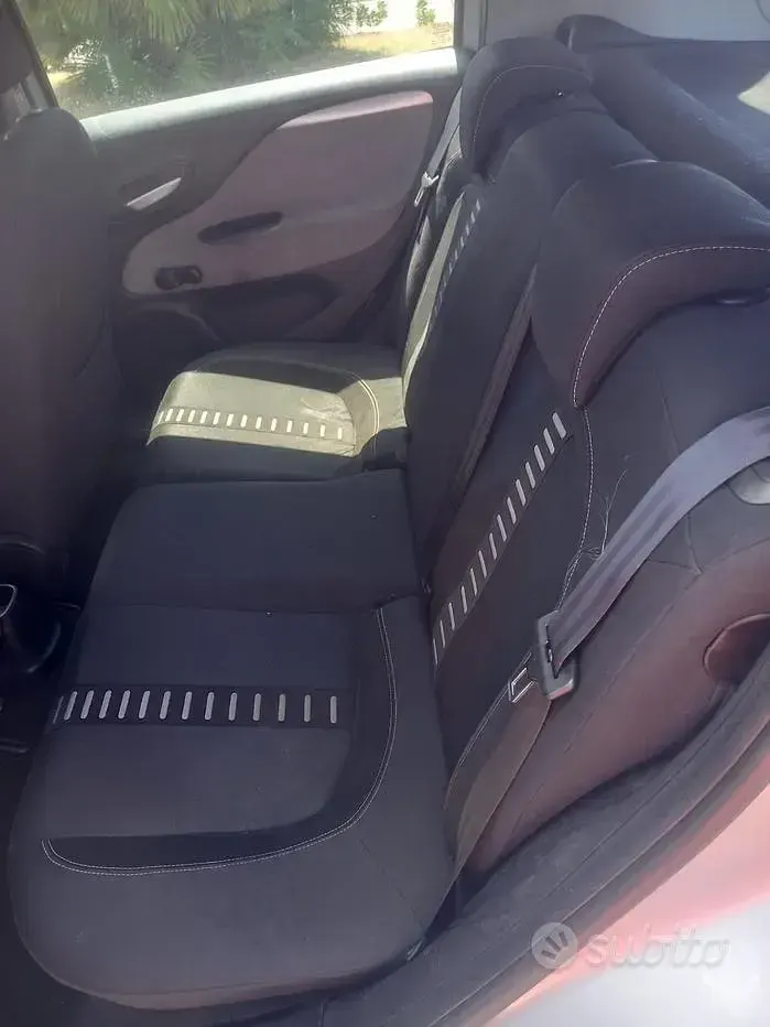 Usata Fiat Punto Evo 69 CV (50 kW) 2010 Grigio Utilitaria