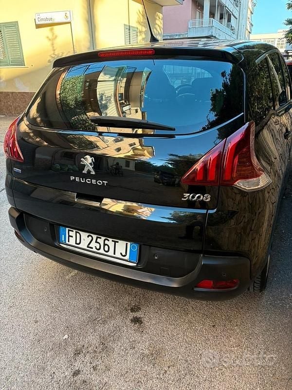 Usata Peugeot 3008 92 CV (67 kW) 2016 Nero SUV