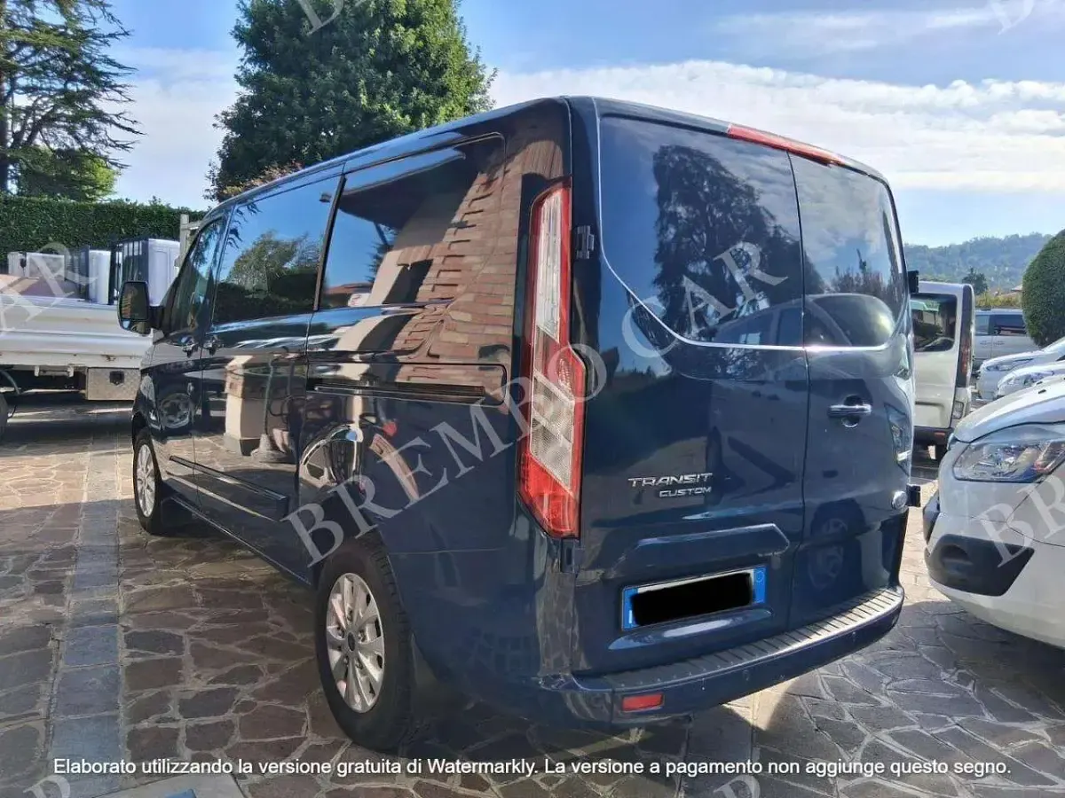 Usata Ford Transit Custom Titanium 131 CV (96 kW) 2021 Blu Furgone