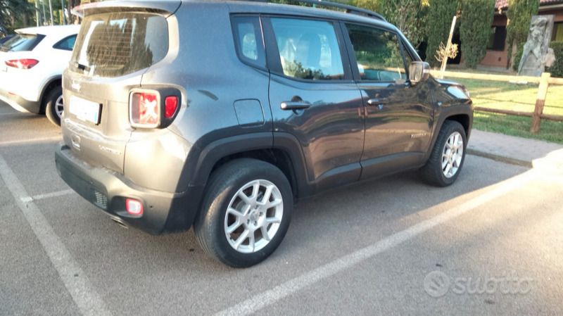 Usata Jeep Renegade Longitude 120 CV (88 kW) 2021 Nero SUV