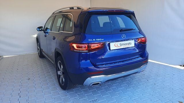 Usata Mercedes GLB180 116 CV (85 kW) 2022 Blu SUV