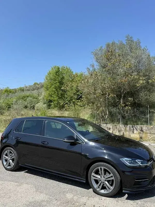 Usata VW Golf VII Sportline 116 CV (85 kW) 2019 Nero Berlina
