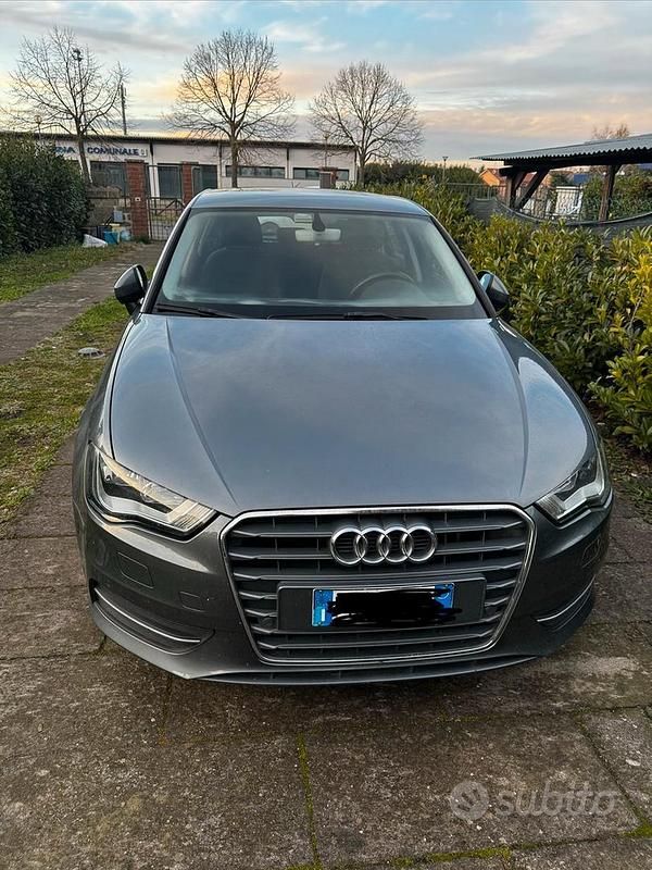 Usata 2015 Audi A3 Due volumi | 10.000 € (Super prezzo) - Immagine 1/4