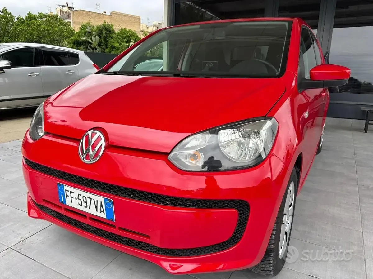 Usata VW up! 60 CV (44 kW) 2016 Rosso Utilitaria