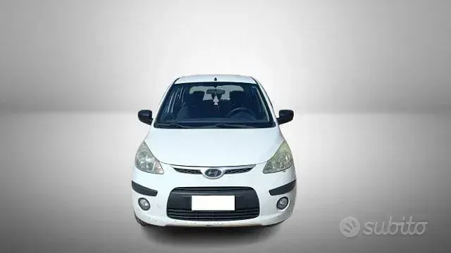Usata Hyundai i10 Active 67 CV (49 kW) 2009 Bianco Utilitaria