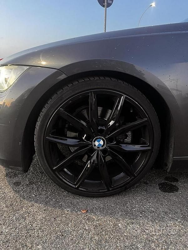 Usata BMW 325 M Sport 218 CV (160 kW) 2007 Grigio Coupé