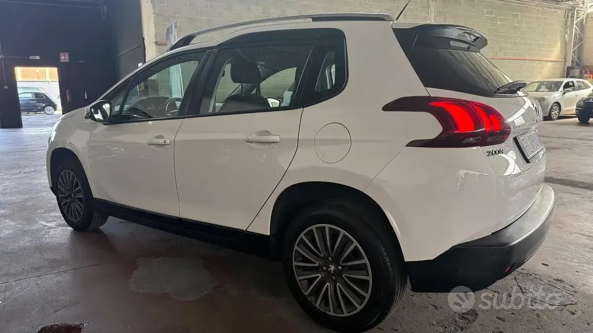 Usata Peugeot 2008 99 CV (72 kW) 2017 Bianco SUV