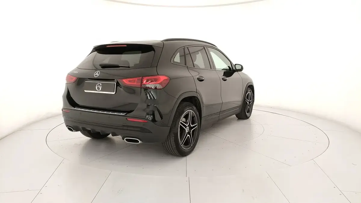Brugt Mercedes GLA200 Premium 150 HK (110 kW) 2023 Sort SUV
