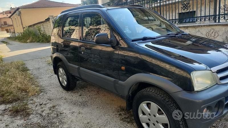 Nero Usata 2006 Daihatsu Terios SUV | 5000 € (Buon prezzo) - Immagine 1/4