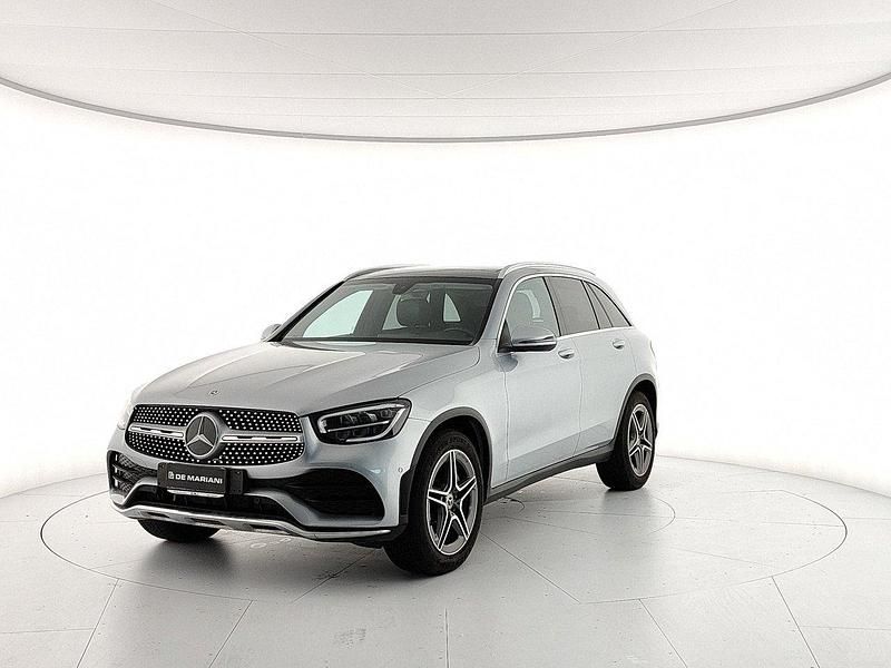 Usata Mercedes GLC300 Premium 258 CV (189 kW) 2021 Argento high\ SUV