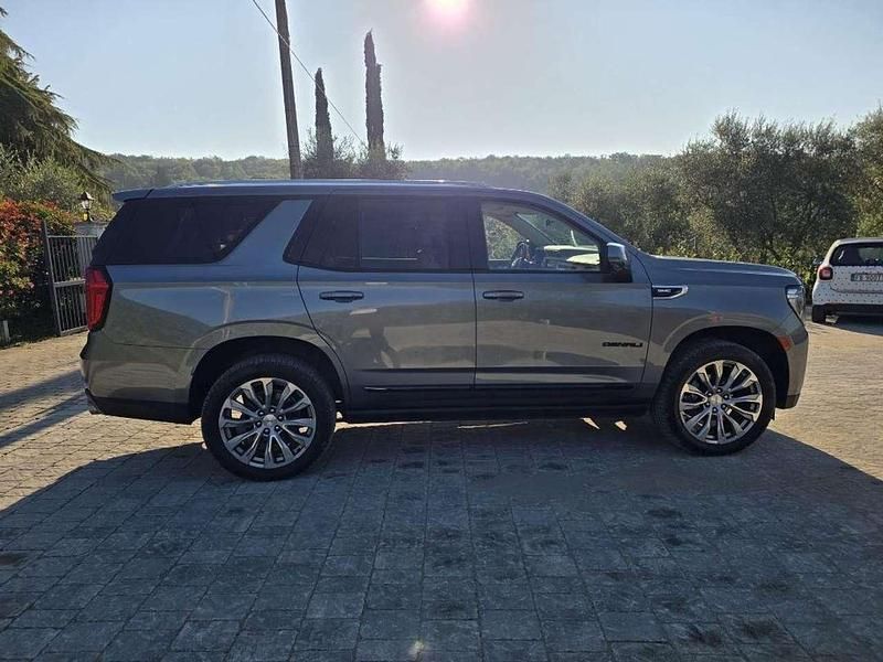 Grigio Usata 2021 GMC Yukon SUV | 68.800 € - Immagine 1/4
