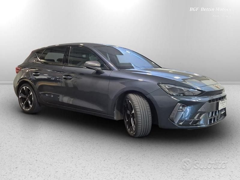 Usata Cupra Leon 150 CV (110 kW) 2025 Magnetic tech Berlina