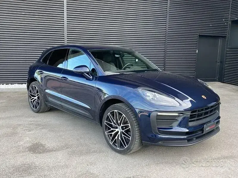 Usata Porsche Macan 265 CV (194 kW) 2022 Blu/azzurro SUV