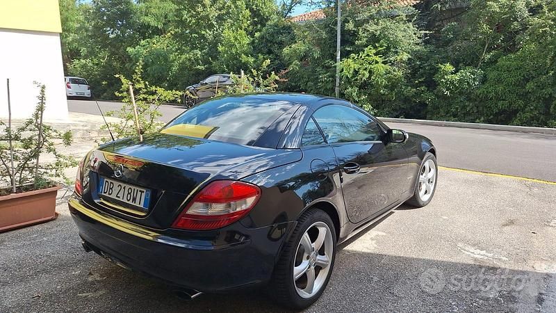 Usata Mercedes SLK200 2006 Nero Cabrio