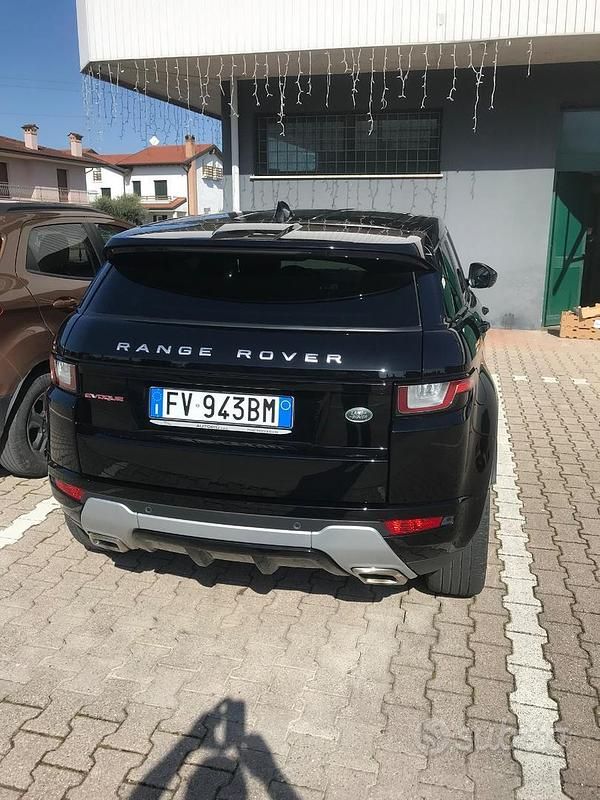 Usata Land Rover Range Rover evoque 2019 Nero SUV