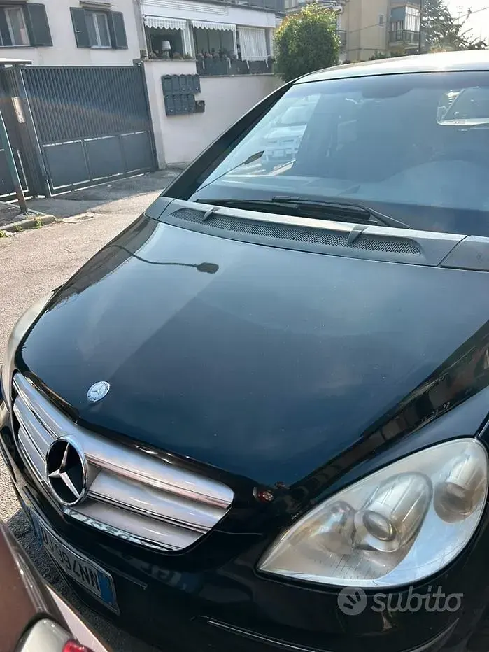 Usata Mercedes B200 140 CV (102 kW) 2007 Monovolume