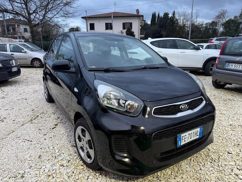 Usata Kia Picanto City 66 CV (48 kW) 2017 Nero Utilitaria