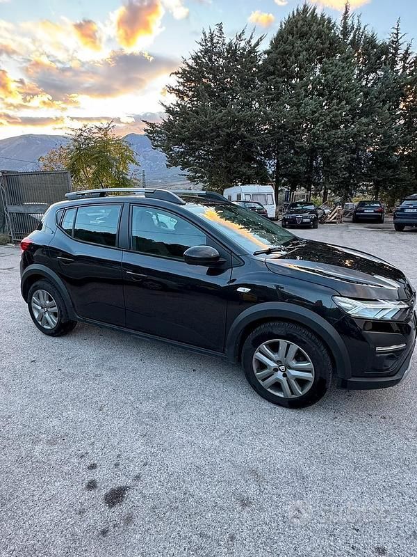 Usata Dacia Sandero Stepway 101 CV (74 kW) 2021 Nero Berlina