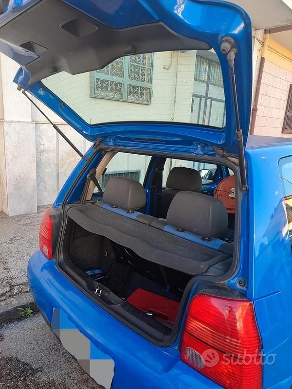 Usata VW Lupo 50 CV (36 kW) 1998 Blu Utilitaria