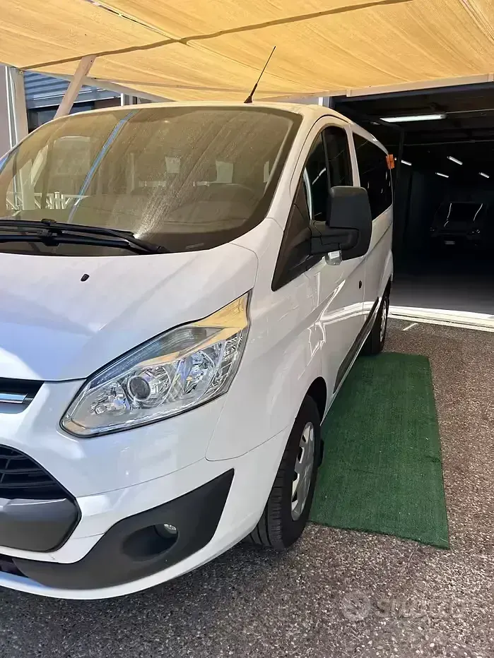 Usata Ford Transit Custom Trend 101 CV (74 kW) 2015 Bianco Station wagon
