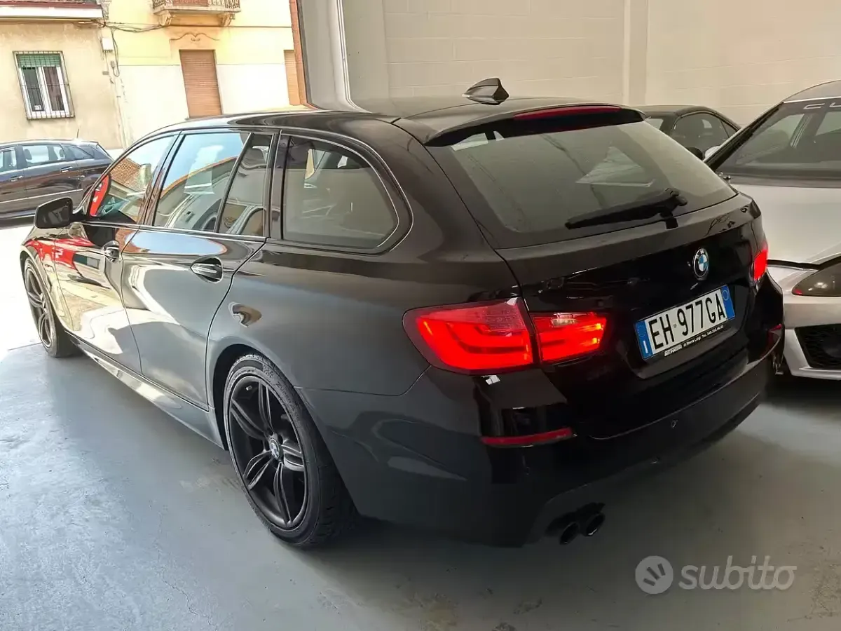 Usata BMW 520 M Sport 184 CV (135 kW) 2012 Nero Station wagon