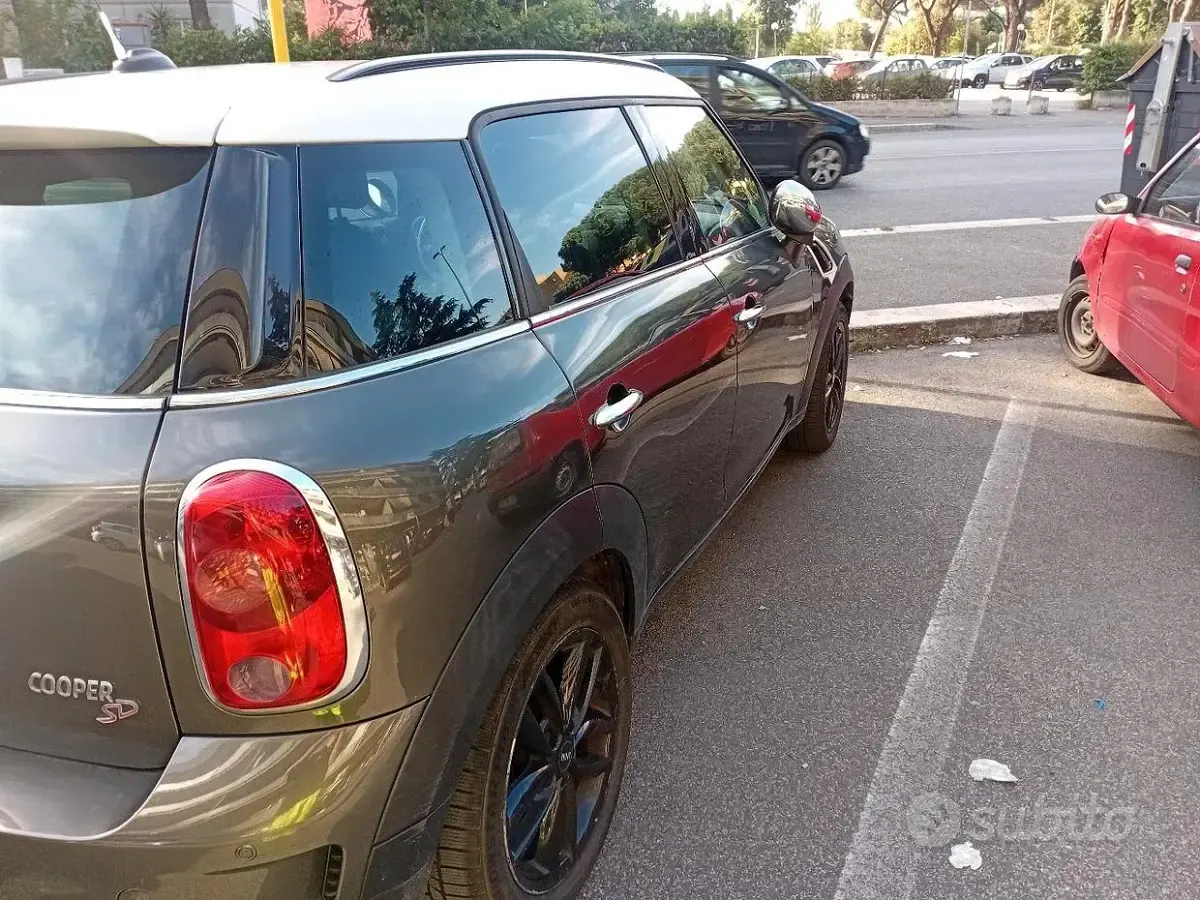 Usata Mini Countryman 143 CV (105 kW) 2012 Verde SUV