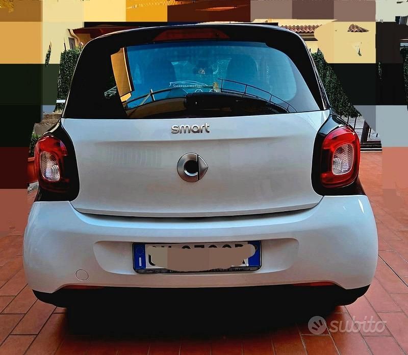 Usata Smart ForFour Passion 71 CV (52 kW) 2015 Bianco Utilitaria