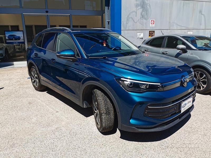 Occasion VW Tiguan Edition 150 ch (110 kW) 2024 Bleue SUV