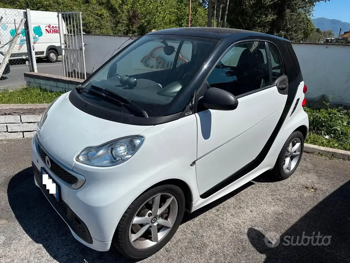 Usata Smart ForTwo Coupé Pulse 71 CV (52 kW) 2013 Bianco Coupé
