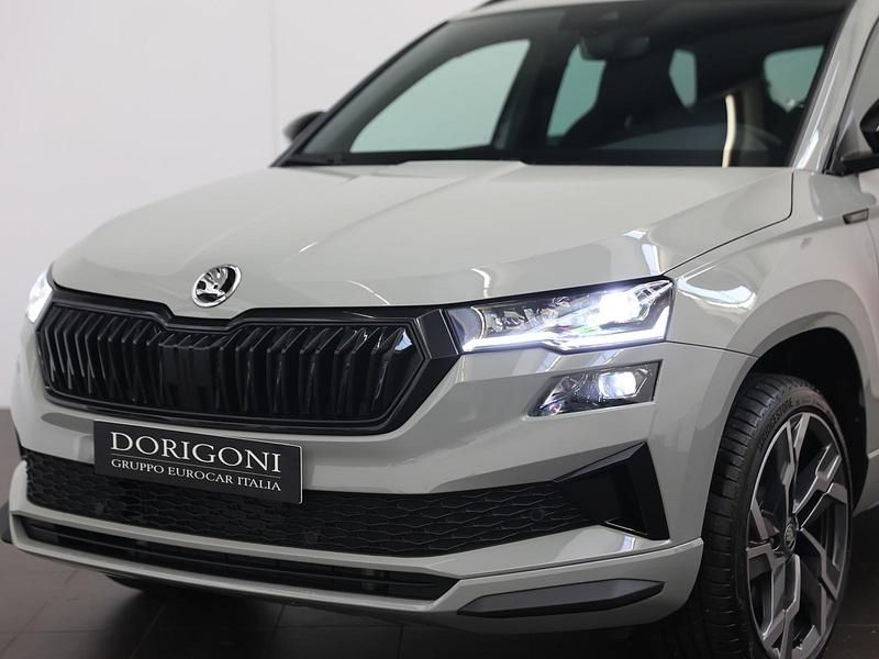 Usata Skoda Karoq SportLine 150 CV (110 kW) 2025 Grigio acciaio SUV