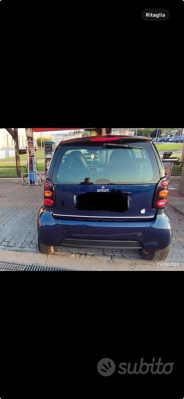 Usata Smart ForTwo Coupé 61 CV (44 kW) 2006 Utilitaria