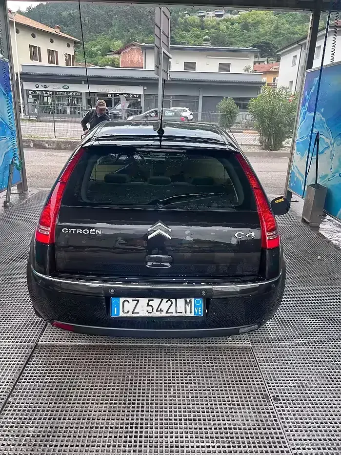 Usata Citroën C4 109 CV (80 kW) 2006 Nero Berlina