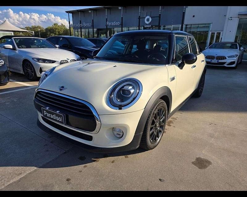 Bianco Usata 2018 Mini Cooper D Hype Due volumi | 14.500 € (Buon prezzo) - Immagine 1/4