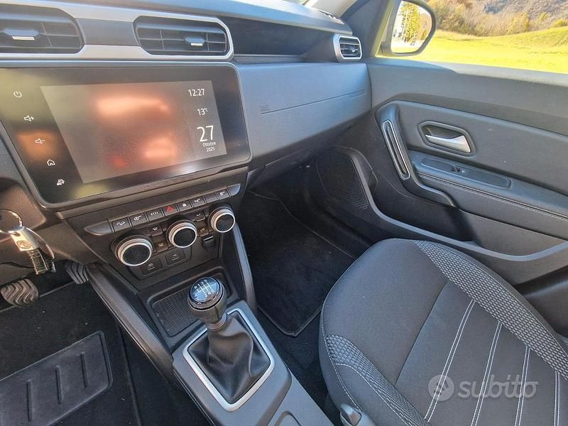 Usata Dacia Duster Journey 116 CV (85 kW) 2022 Grigio Berlina