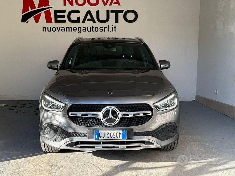 Gebraucht Mercedes GLA220 190 PS (139 kW) 2022 Grau SUV
