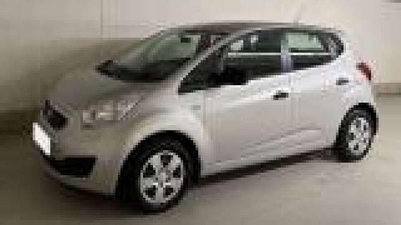 Usata Kia Venga EX 90 CV (66 kW) 2012 Grigio Utilitaria