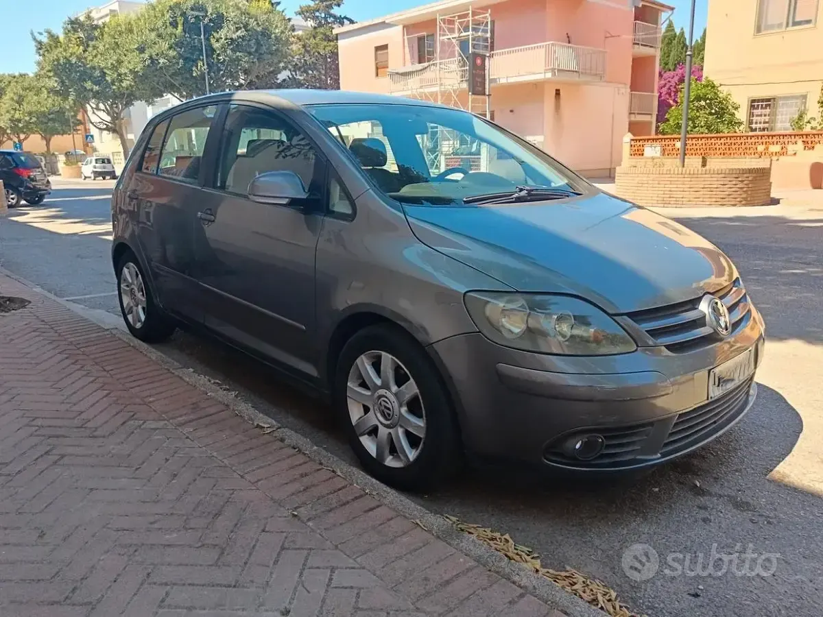 Usata VW Golf Plus 105 CV (77 kW) 2006 Grigio Monovolume