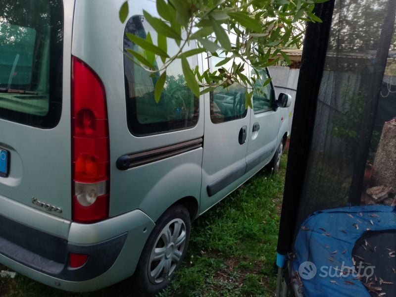 Usata Renault Kangoo 2004 Grigio Monovolume