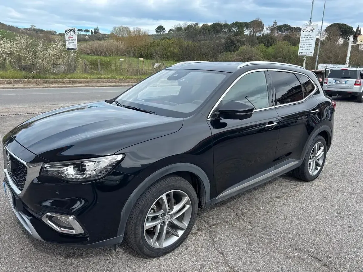 Usata MG EHS Exclusive 161 CV (118 kW) 2022 Nero SUV