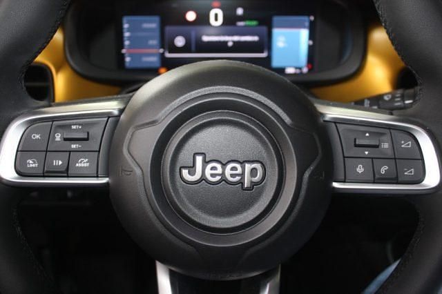Nuova Jeep Avenger EV Summit 61 kW (84 CV) 2025 Giallo SUV