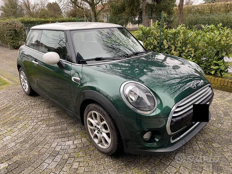 Usata Mini Cooper D 116 CV (85 kW) 2018 Verde Utilitaria
