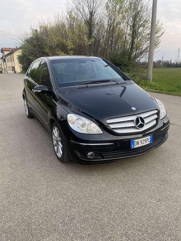 Usata Mercedes B180 109 CV (80 kW) 2008 Other Monovolume