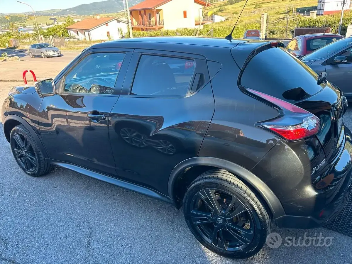 Usata Nissan Juke Premium Edition 110 CV (80 kW) 2017 Nero SUV