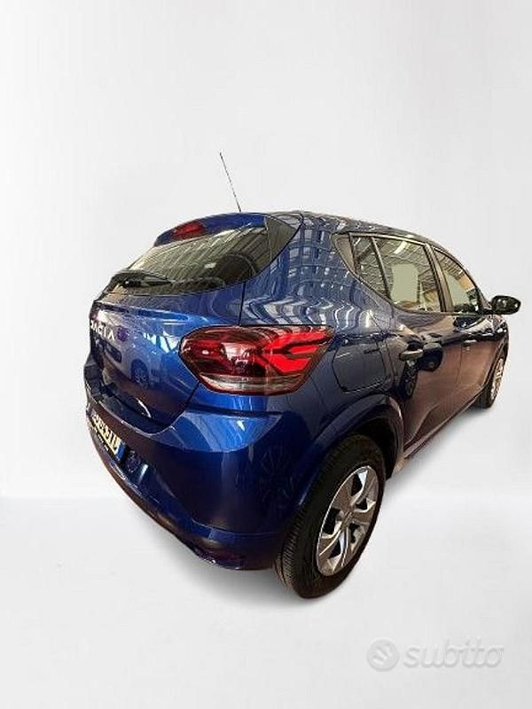 Usata Dacia Sandero Essentiel 67 CV (49 kW) 2024 Blu Utilitaria