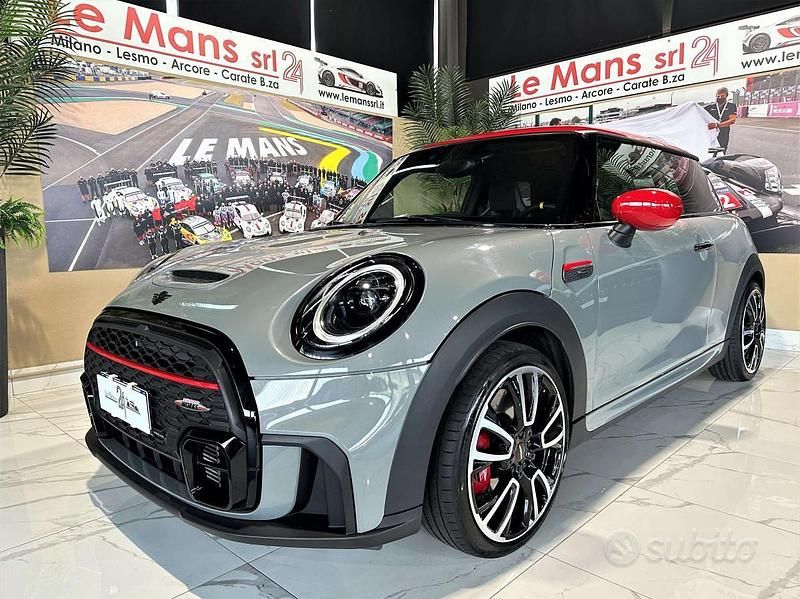 Usata Mini John Cooper Works Essential 231 CV (169 kW) 2021 Grigio Utilitaria
