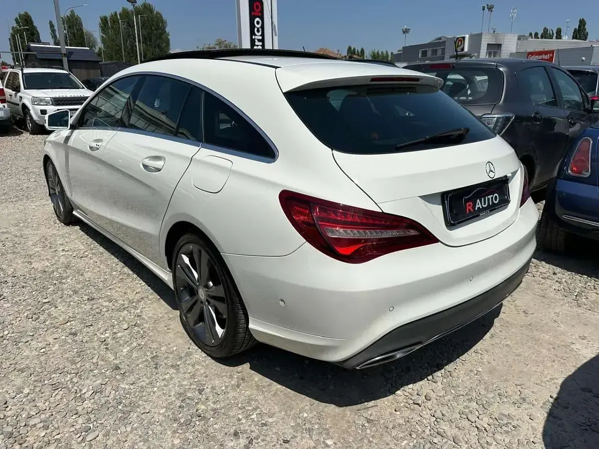 Usata Mercedes CLA200 Shooting Brake Premium 136 CV (100 kW) 2017 Other Station wagon