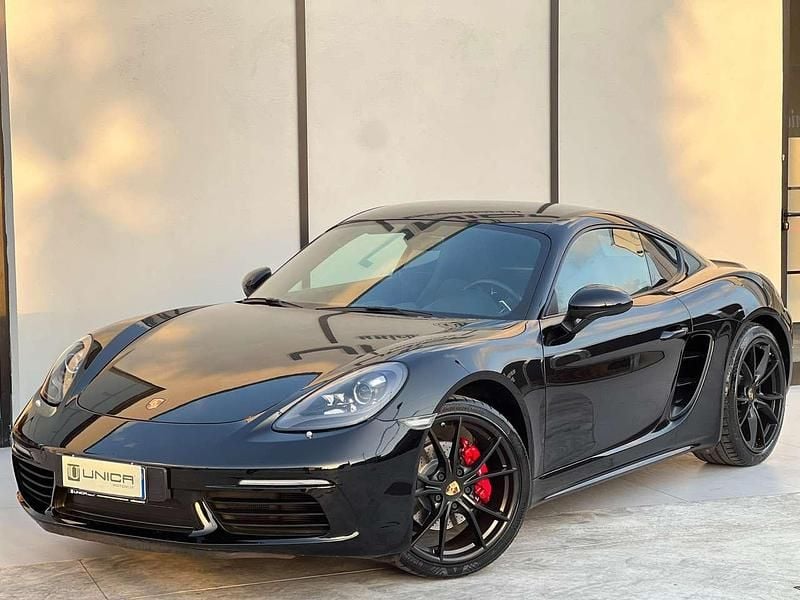 Usata Porsche 718 Cayman 299 CV (219 kW) 2018 Nero metallizzato Coupé