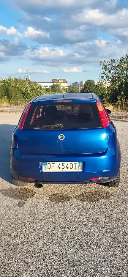 Usata Fiat Grande Punto 75 CV (55 kW) 2006 Blu Utilitaria