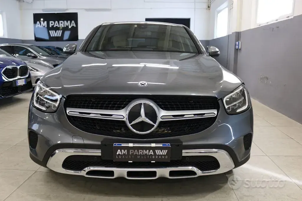 Usata Mercedes GLC220 194 CV (142 kW) 2022 Grigio Coupé
